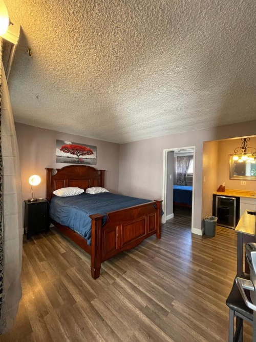 Los Angeles Adventurers All Suite Hotel image 1